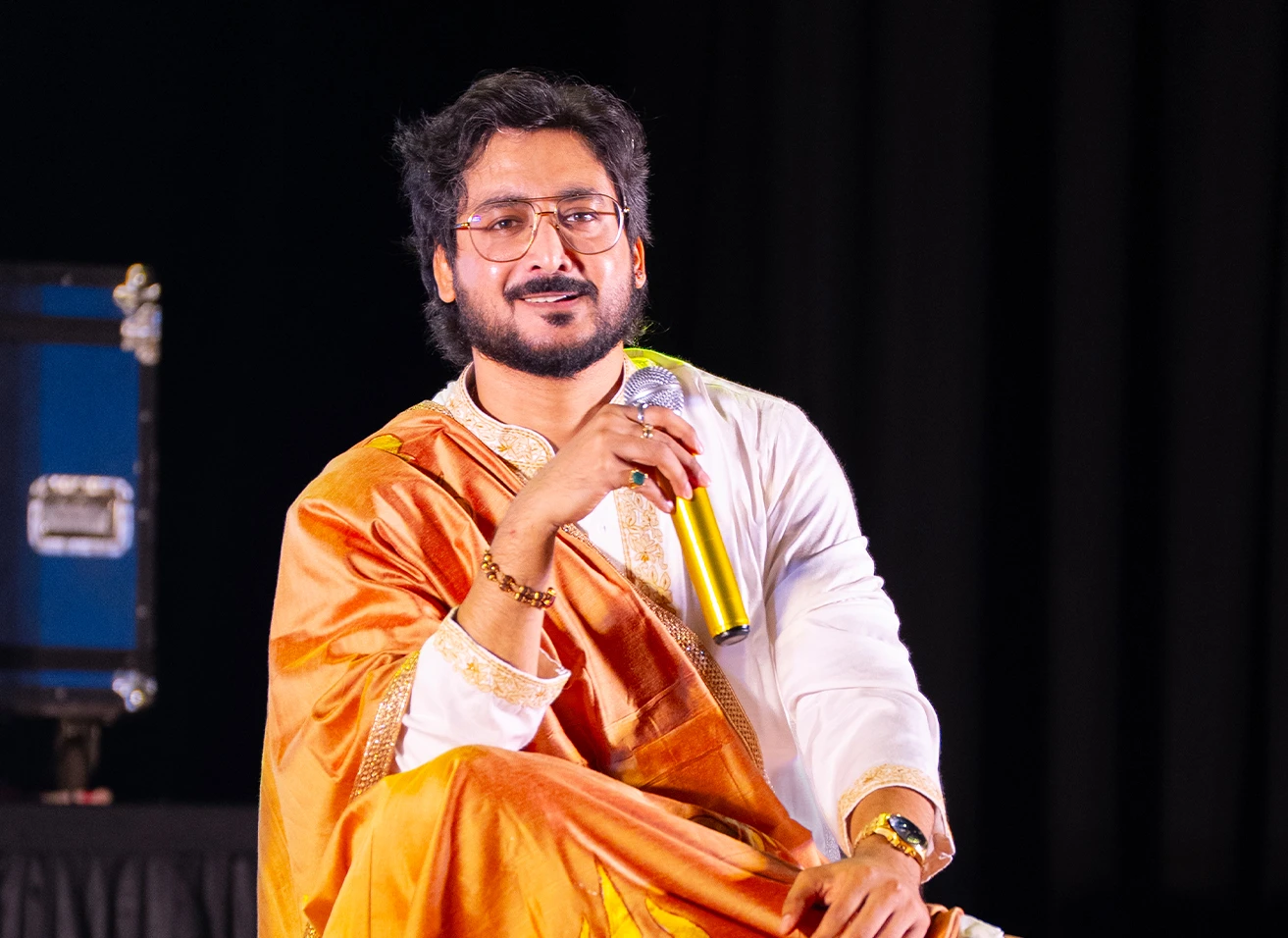 A spiritual guide practicing intuitive astrology at Nabatara Institute comparing ancient wisdom with artificial intelligence.